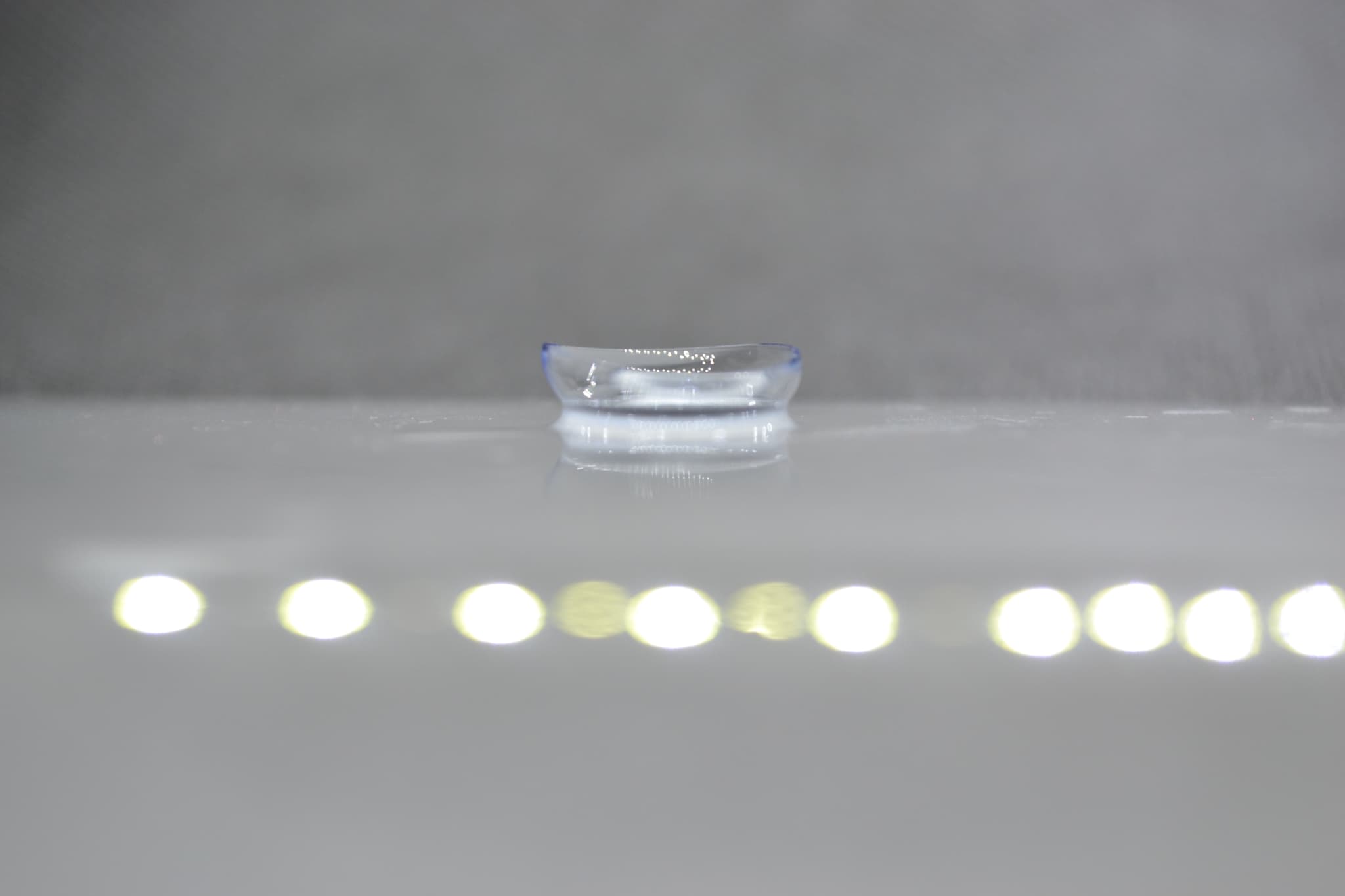 ワンデーアキュビューモイスト 乱視用 (近視)のレンズ（表）