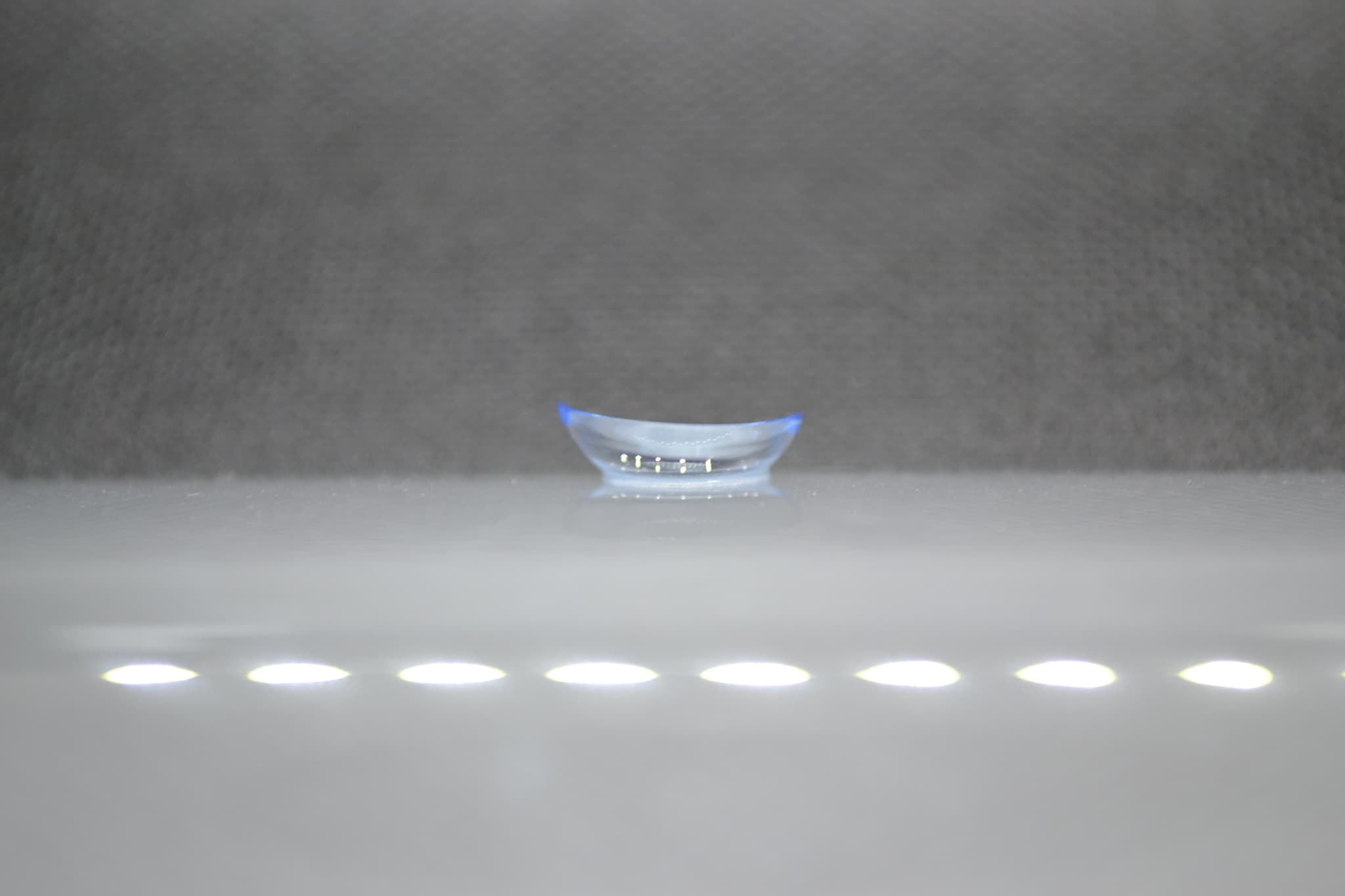 ワンデーアキュビューオアシス 乱視用 (近視)のレンズ（表）