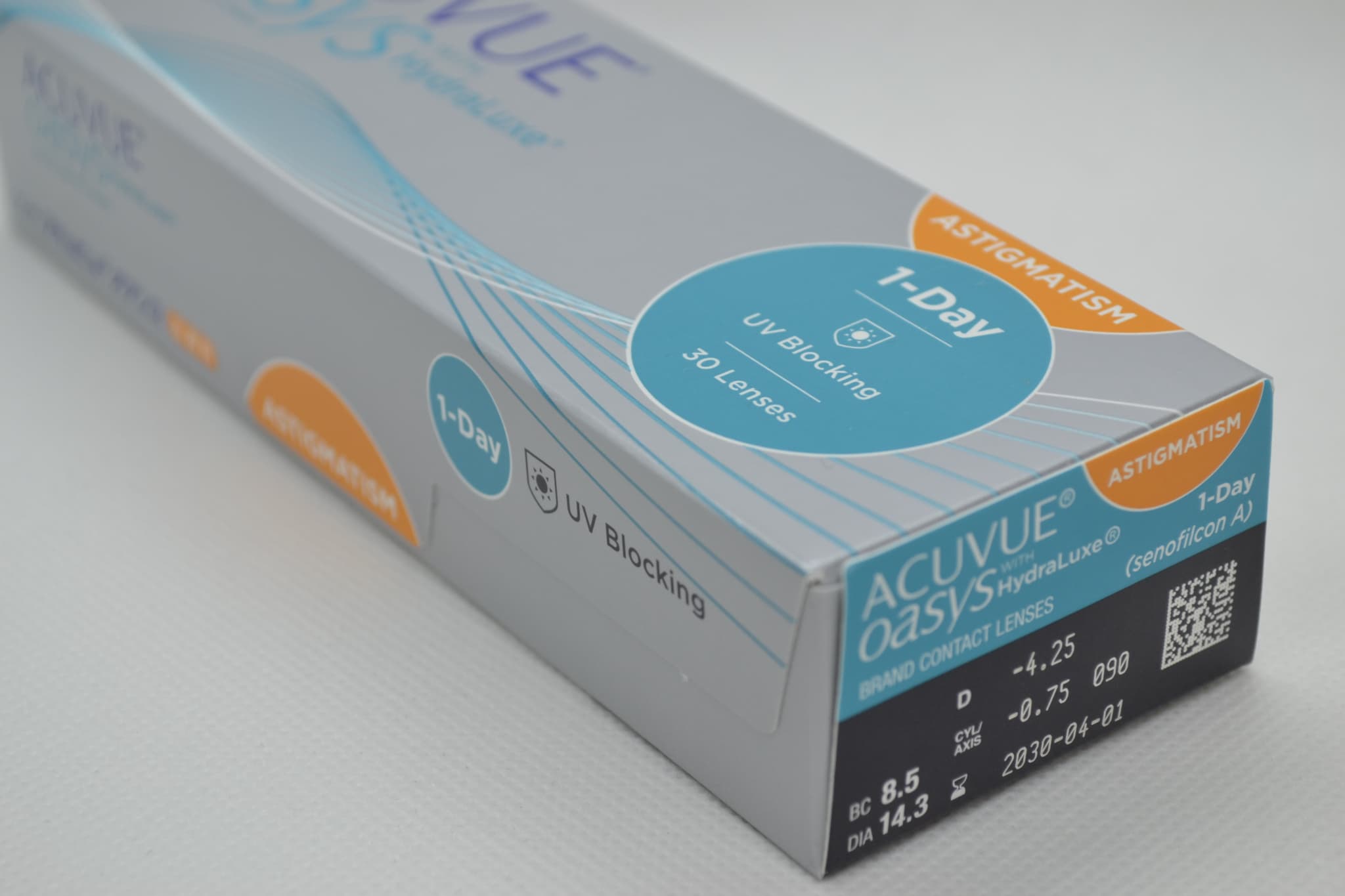 ワンデーアキュビューオアシス 乱視用 (近視)のパッケージ斜め