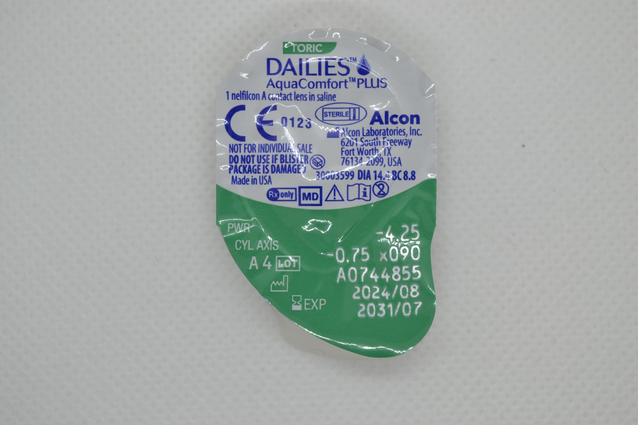 デイリーズアクア コンフォートプラス 乱視用 (近視)のブリスター（表）