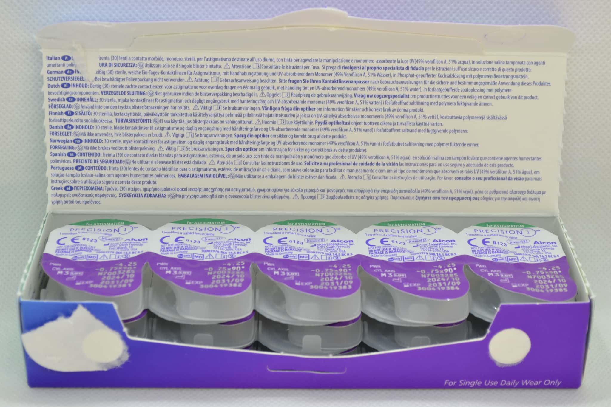 プレシジョン ワン 乱視用のパッケージ開封後