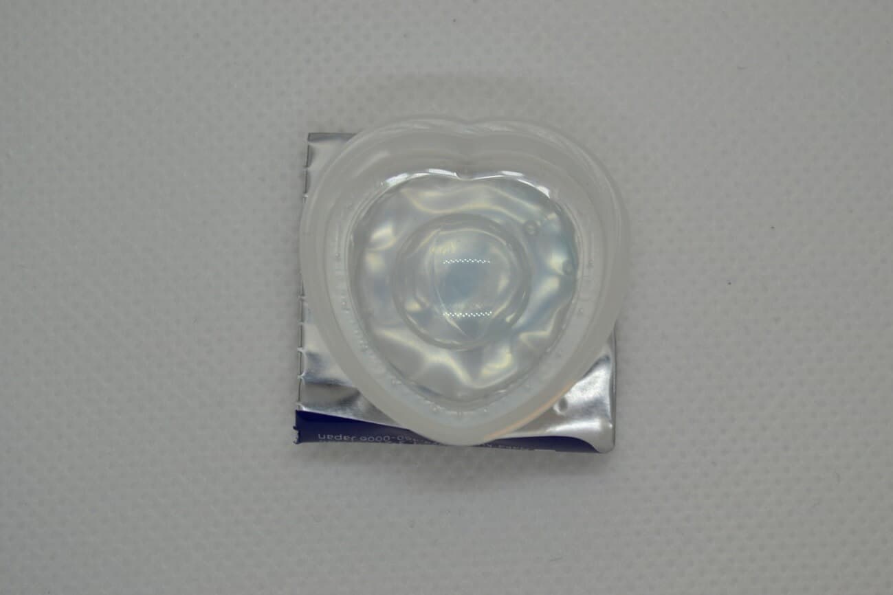 裏側がハート型になっているブリスターの写真