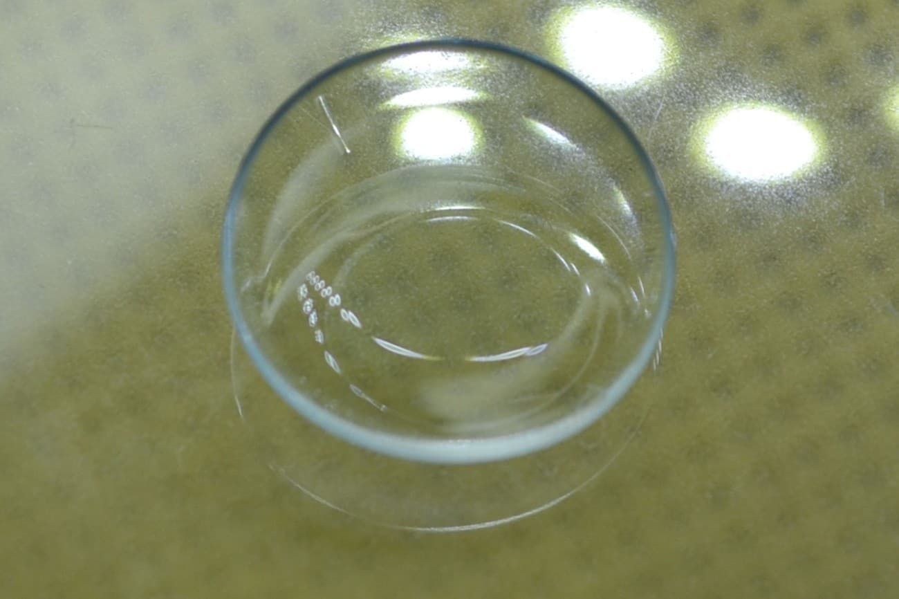 ワンデーピュアうるおいプラス乱視用 (近視)のガイドマーク