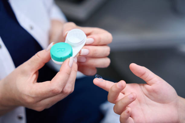 安いコンタクト（ワンデー/2WEEK/乱視/遠近両用）おすすめ一覧『最安値で買わないともったいない！』